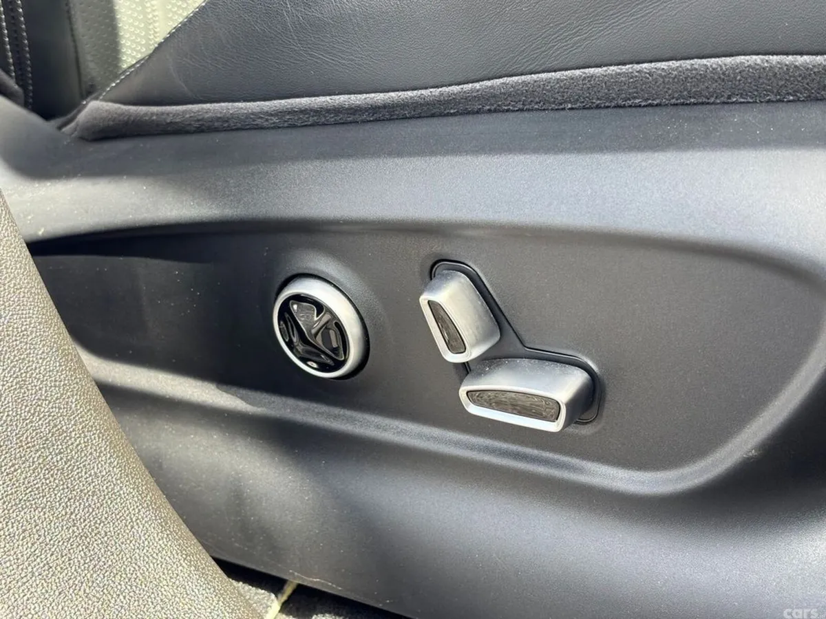 Maserati Other Estate, Electric, 2024, Blue