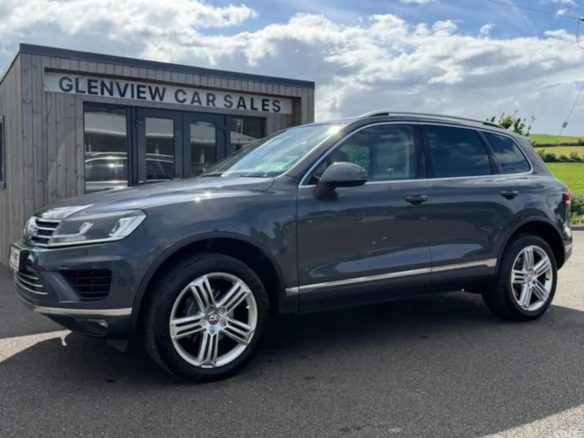 Volkswagen Touareg SUV, Diesel, 2016, Grey