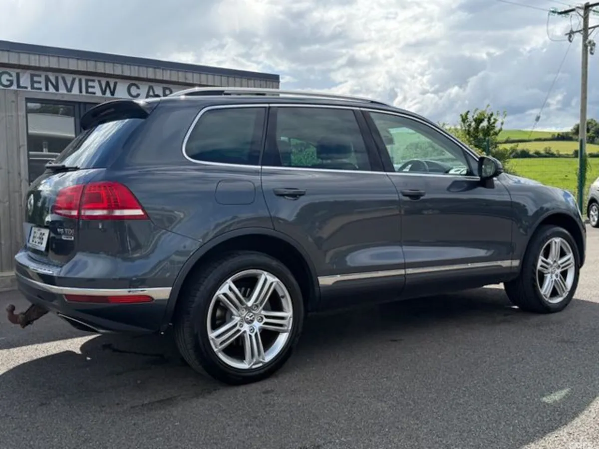 Volkswagen Touareg SUV, Diesel, 2016, Grey