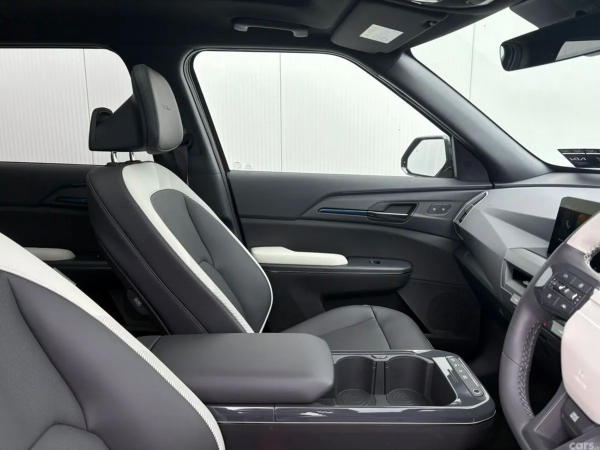 Kia EV5 SUV, Electric, 2027, Red