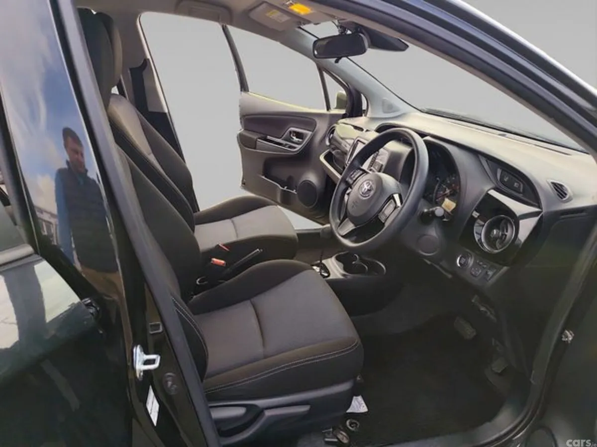 Toyota Vitz Hatchback, Petrol, 2018, Black