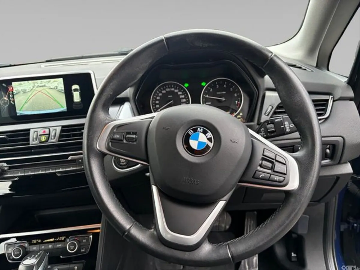 BMW 2-Series Hatchback, Petrol, 2016, Blue