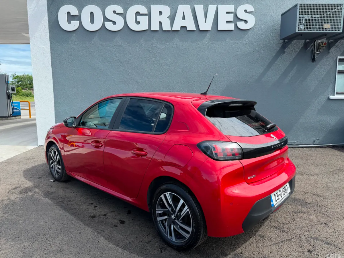 Peugeot 208 Hatchback, Petrol, 2023, Red
