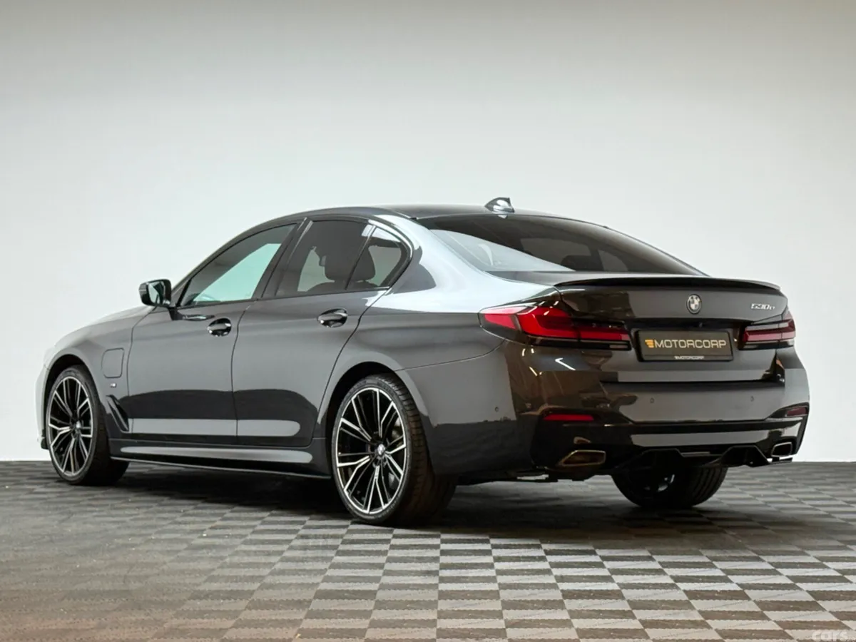 BMW 5-Series Saloon, Petrol Plug-in Hybrid, 2021, Grey