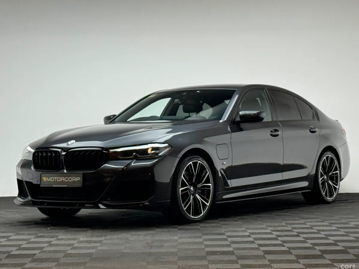 BMW 5-Series Saloon, Petrol Plug-in Hybrid, 2021, Grey