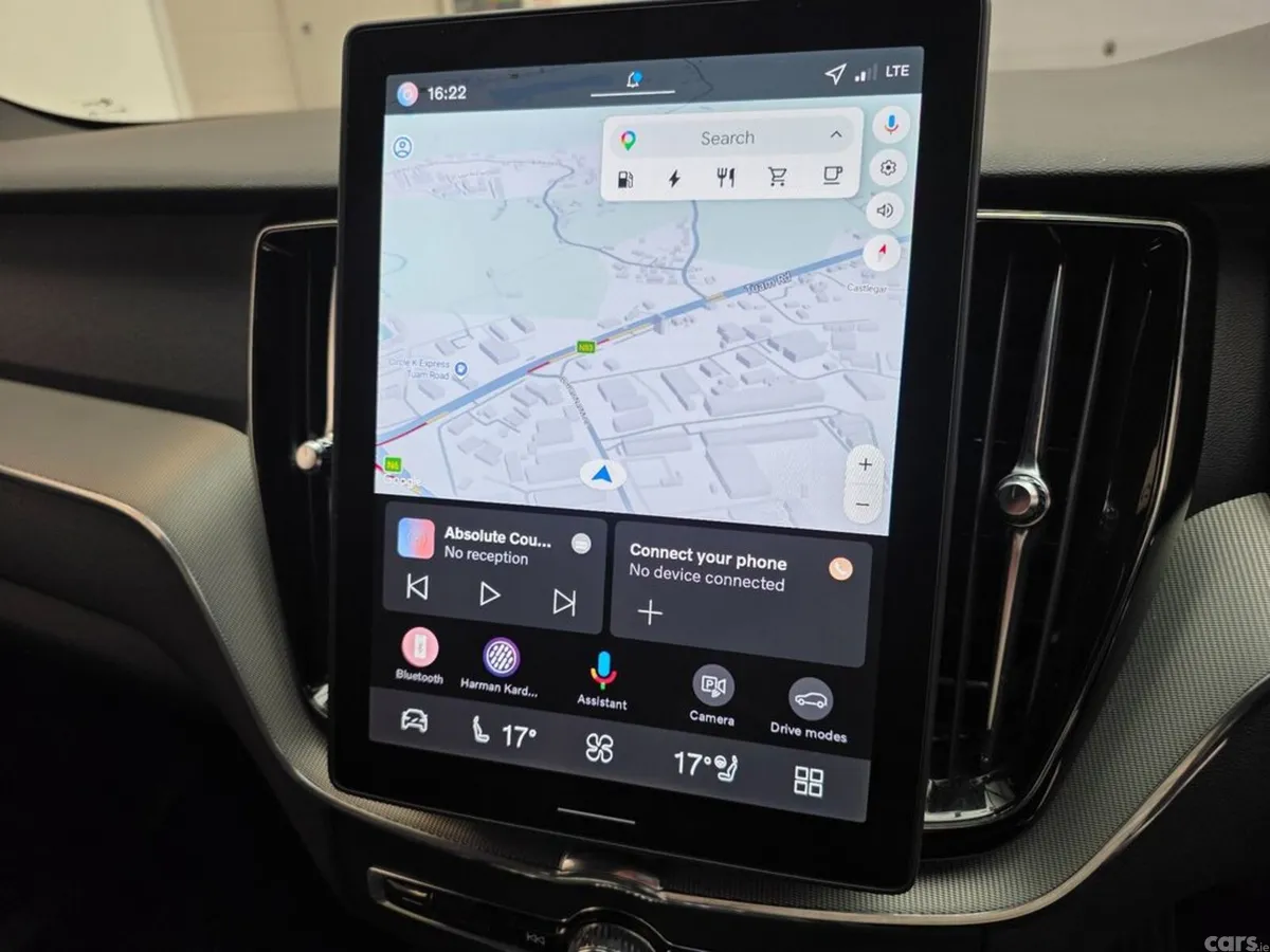 Volvo XC60 Estate, Petrol Plug-in Hybrid, 2025, Black