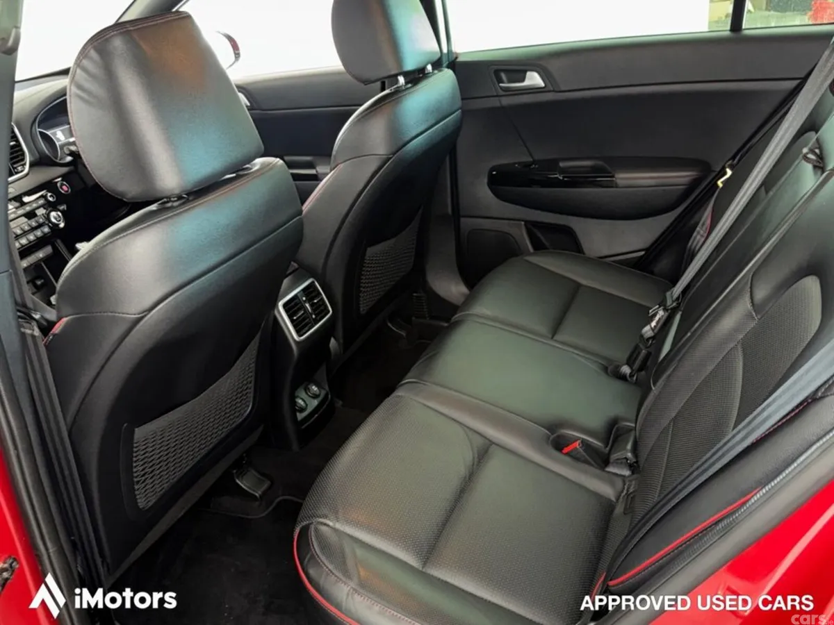 Kia Sportage SUV, Diesel, 2020, Red