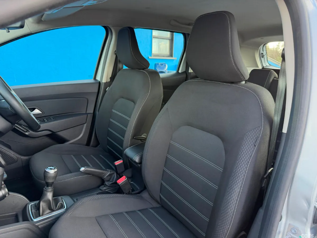 Dacia Duster SUV, Petrol, 2022, Grey