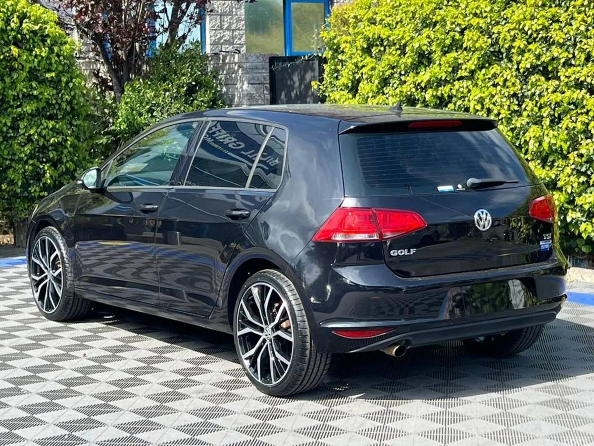 Volkswagen Golf Hatchback, Petrol, 2016, Black