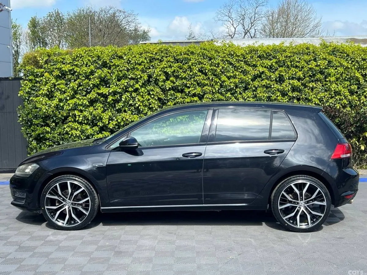 Volkswagen Golf Hatchback, Petrol, 2016, Black