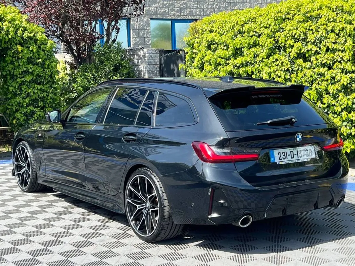 BMW 3-Series Estate, Diesel, 2023, Black