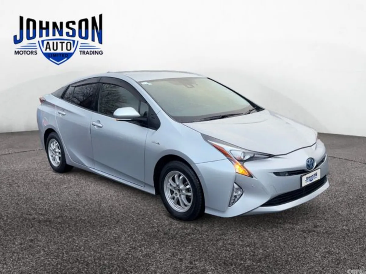 Toyota Prius MPV, Petrol Hybrid, 2016, Silver