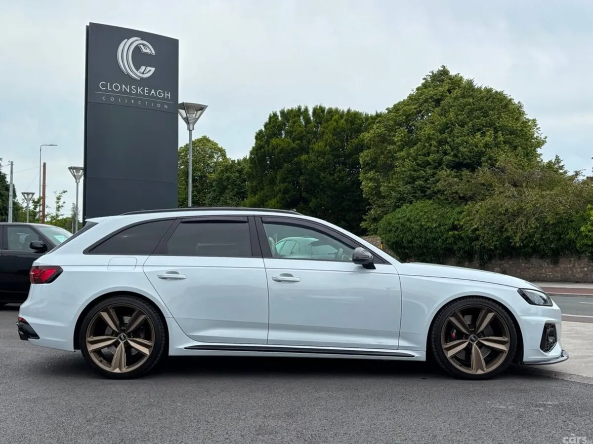 Audi RS4 Estate, Petrol, 2022, Grey