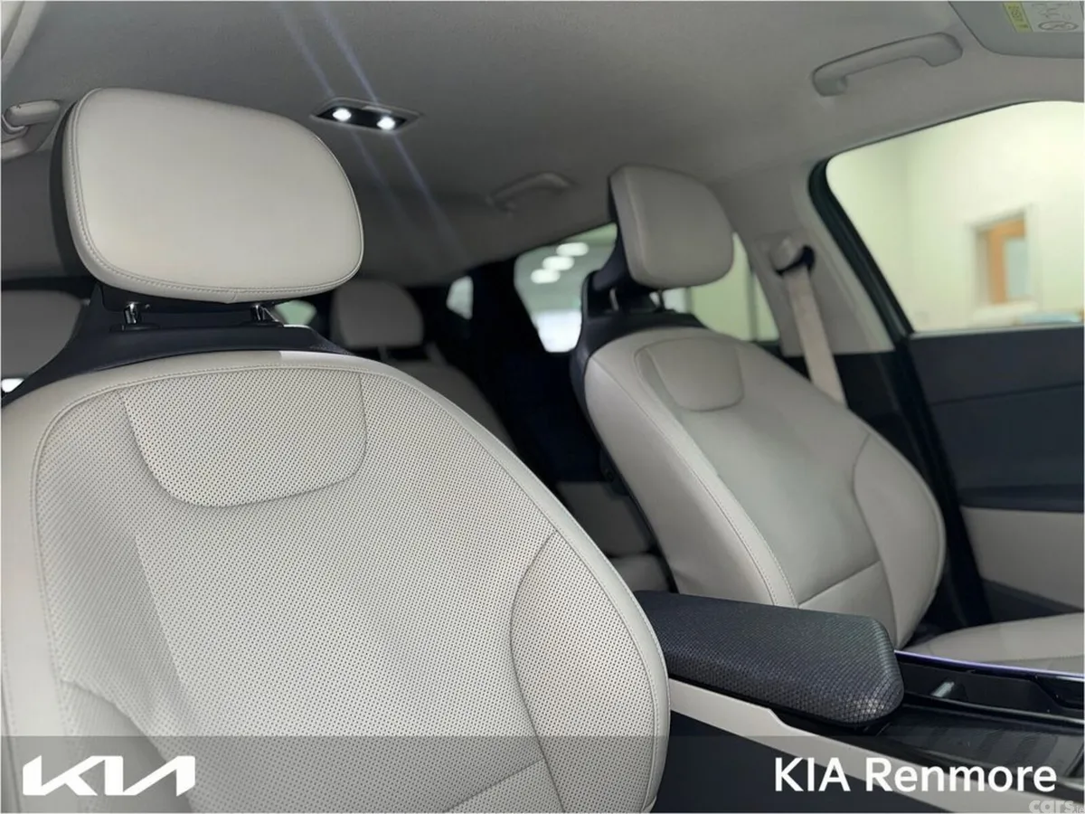 Kia EV6 MPV, Electric, 2025, Grey