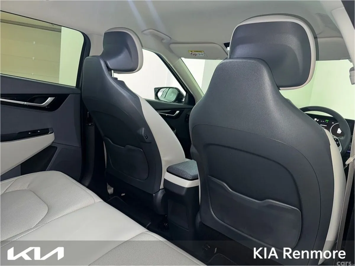 Kia EV6 MPV, Electric, 2025, Grey