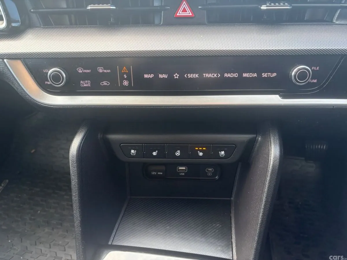 Kia Sportage SUV, Diesel, 2024, Grey