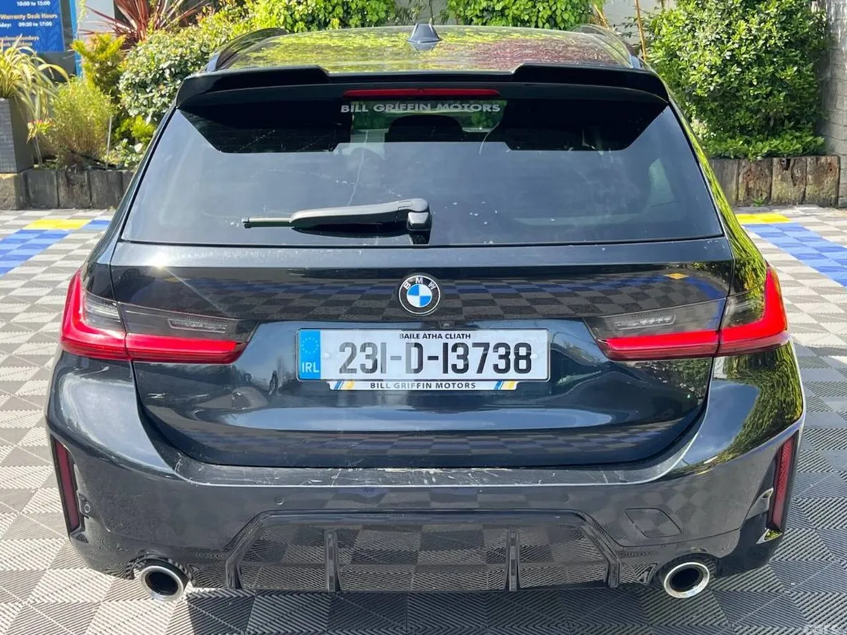 BMW 3-Series Estate, Diesel, 2023, Black