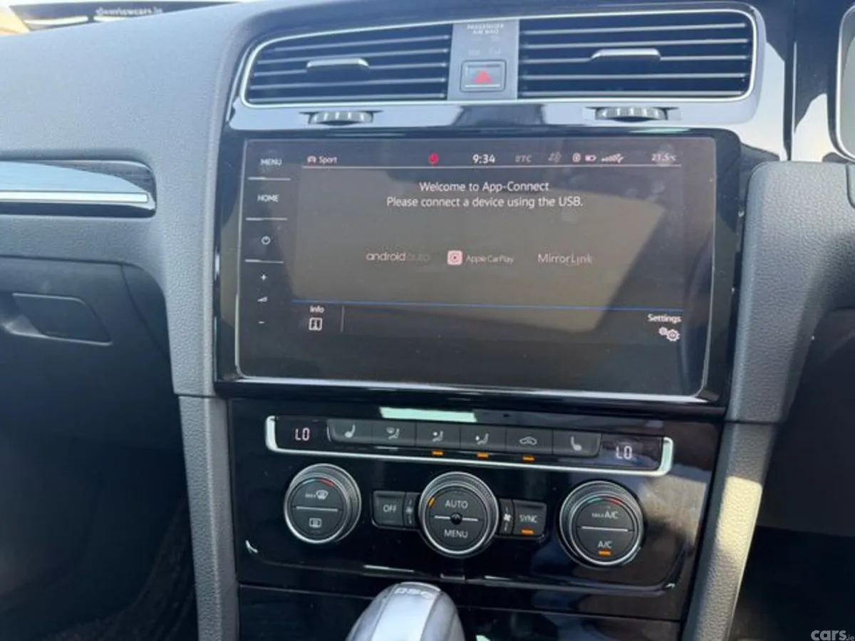 Volkswagen Golf Hatchback, Petrol, 2018, Yellow