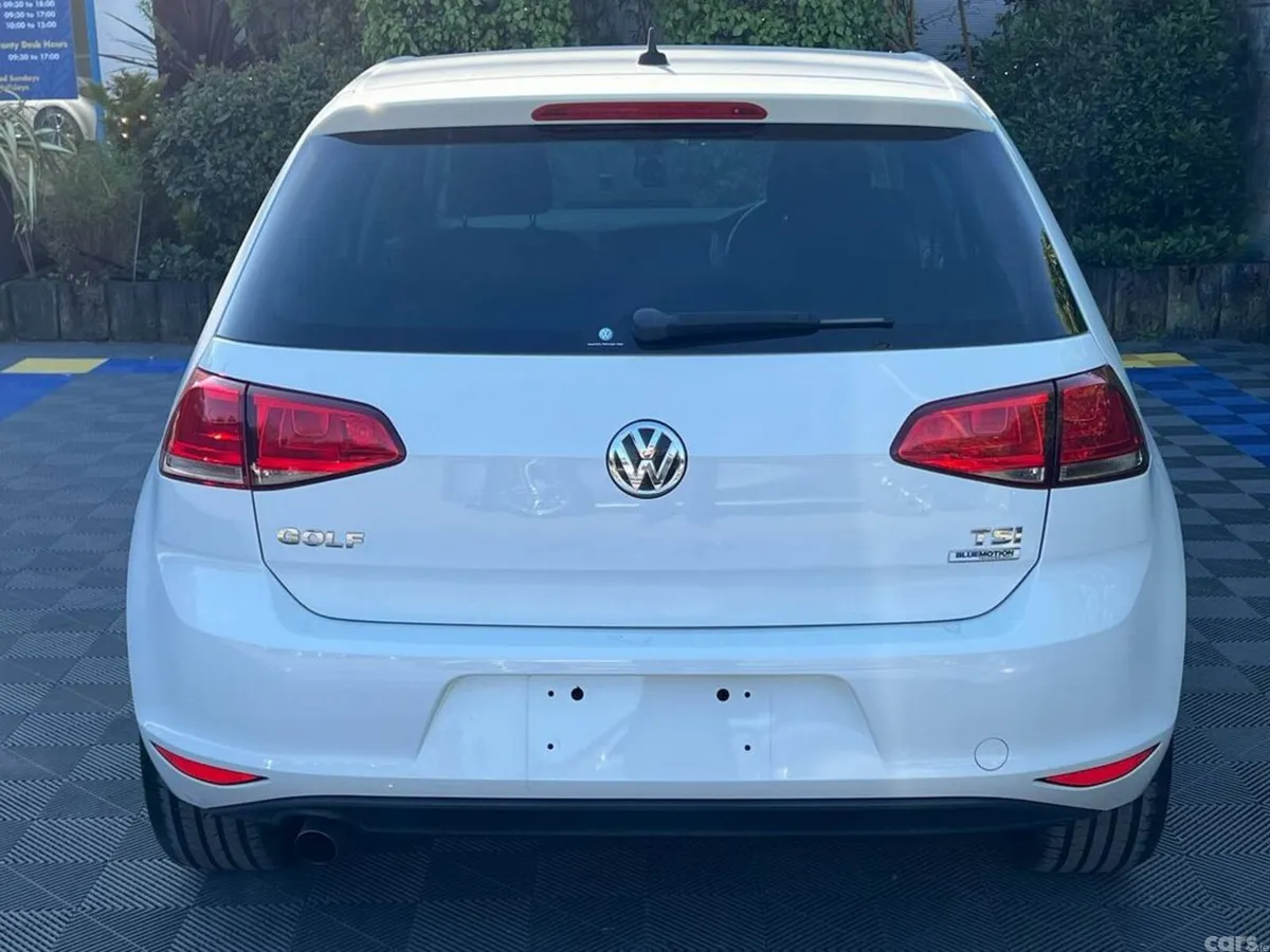 Volkswagen Golf Hatchback, Petrol, 2017, White