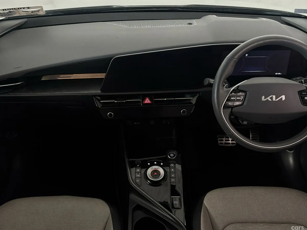 Kia Niro MPV, Electric, 2024, White