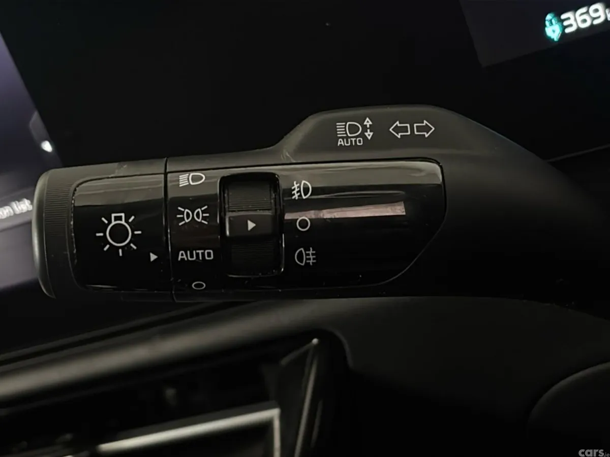 Kia Niro MPV, Electric, 2024, White