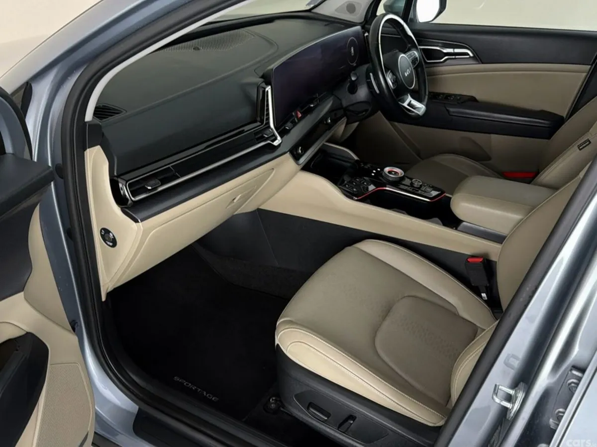 Kia Sportage SUV, Petrol Plug-in Hybrid, 2023, Grey