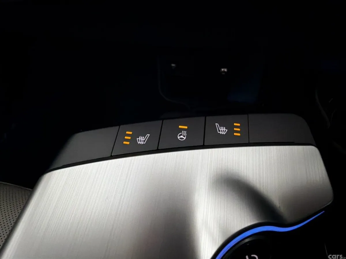Kia EV6 MPV, Electric, 2023, Red