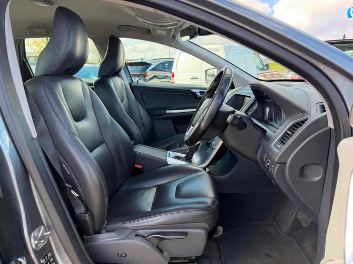 Volvo XC60 Estate, Diesel, 2017, Grey