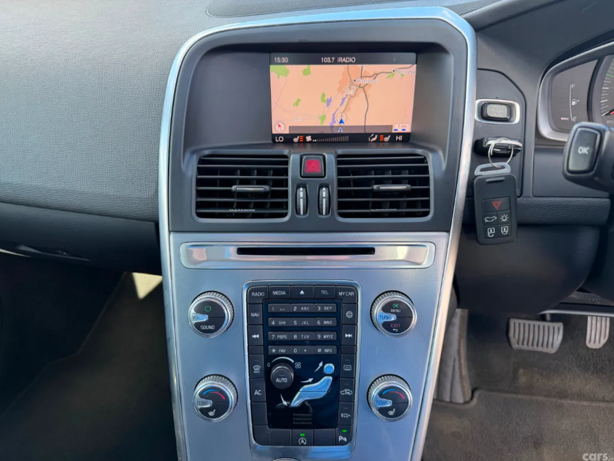 Volvo XC60 Estate, Diesel, 2017, Grey