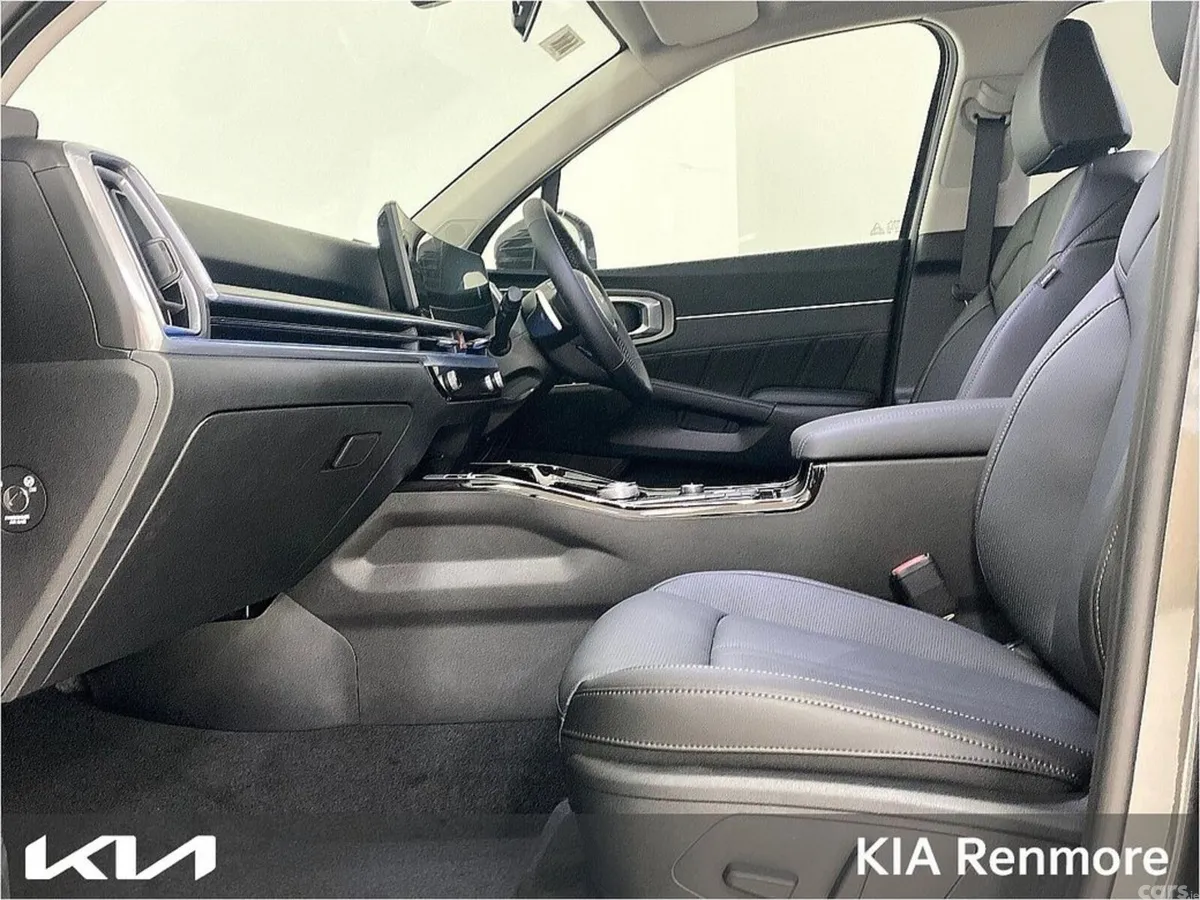 Kia Sorento SUV, Petrol Plug-in Hybrid, 2027, Grey