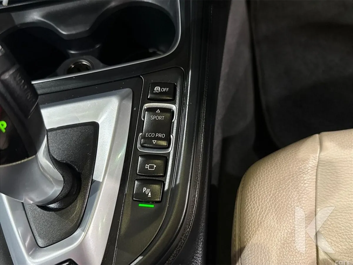 BMW 3-Series Saloon, Petrol Plug-in Hybrid, 2016, Black