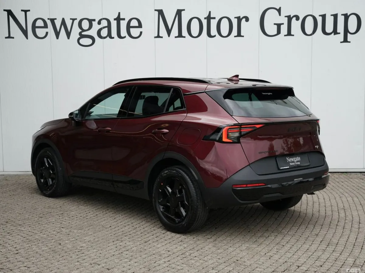 Kia Sportage SUV, Petrol Hybrid, 2027, Red