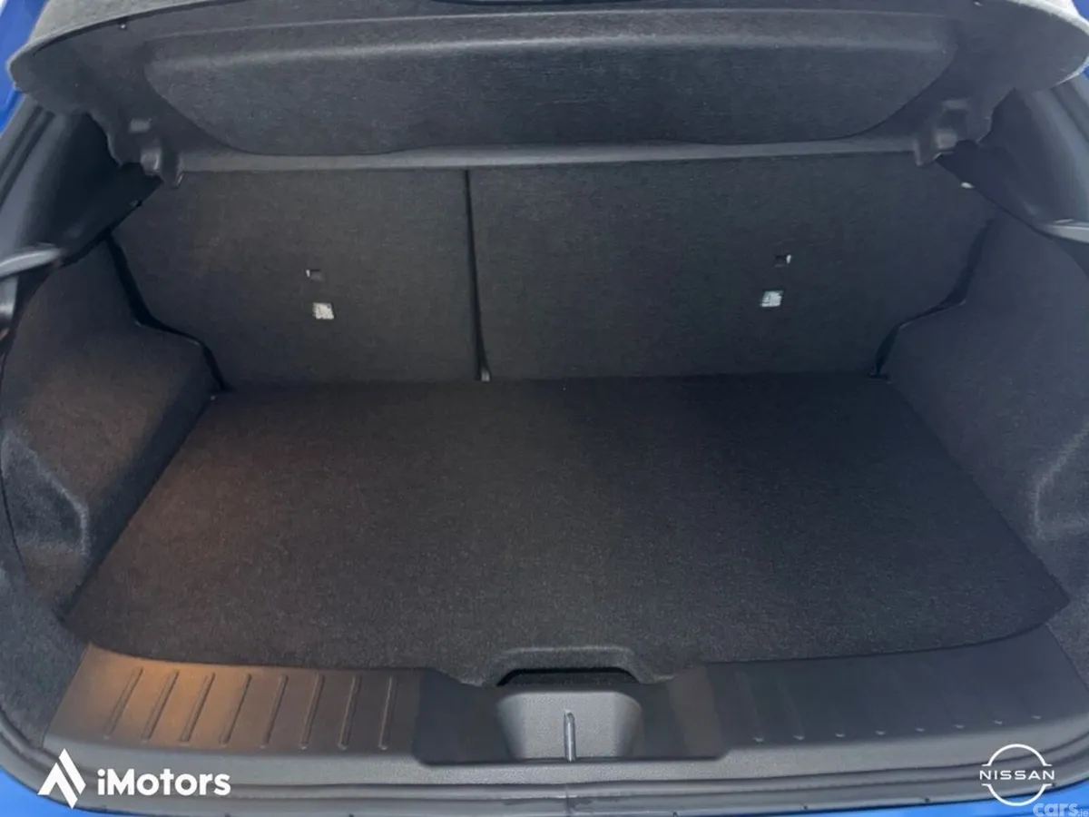 Nissan Juke SUV, Petrol, 2027, Blue