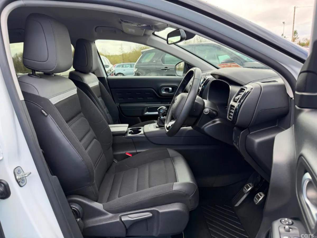 Citroen C5 Aircross MPV, Diesel, 2022, White