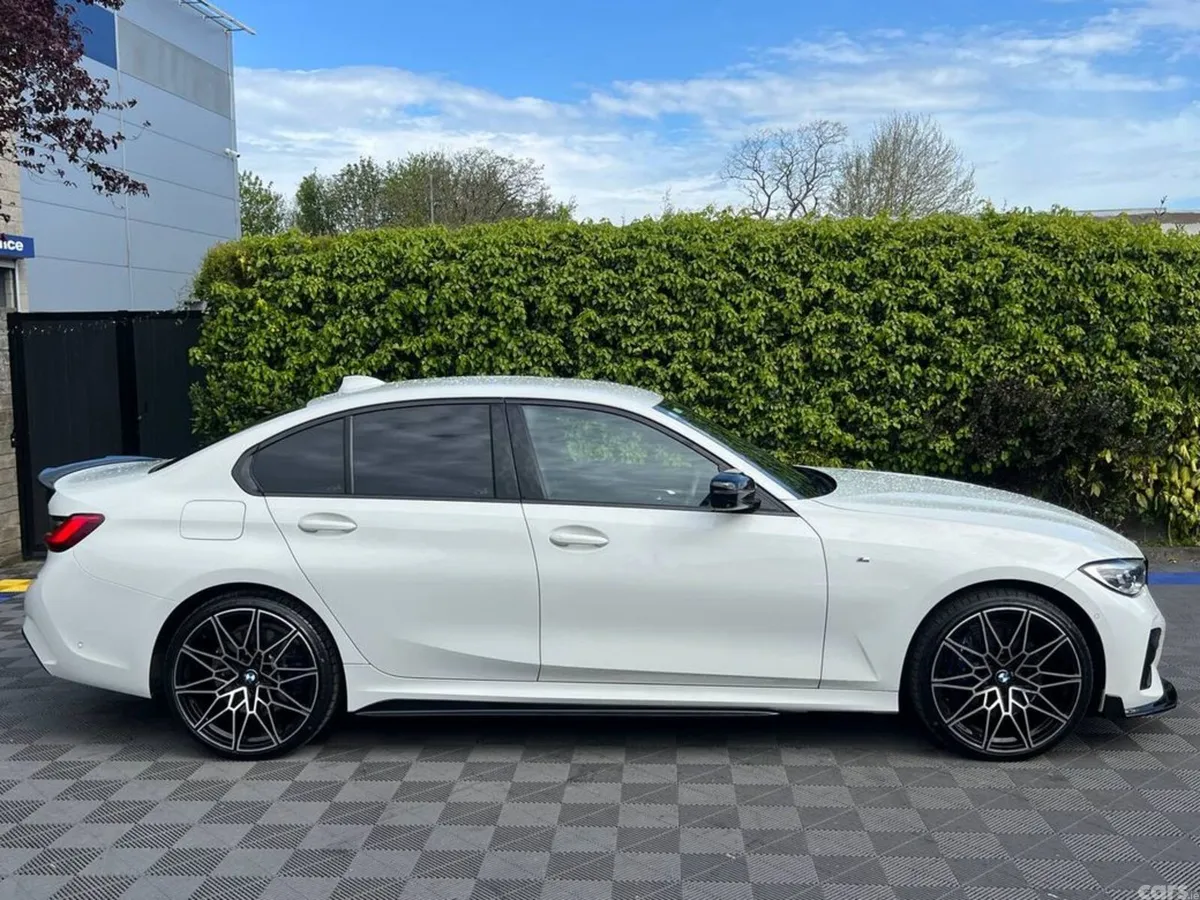 BMW 3-Series Saloon, Petrol Plug-in Hybrid, 2020, White