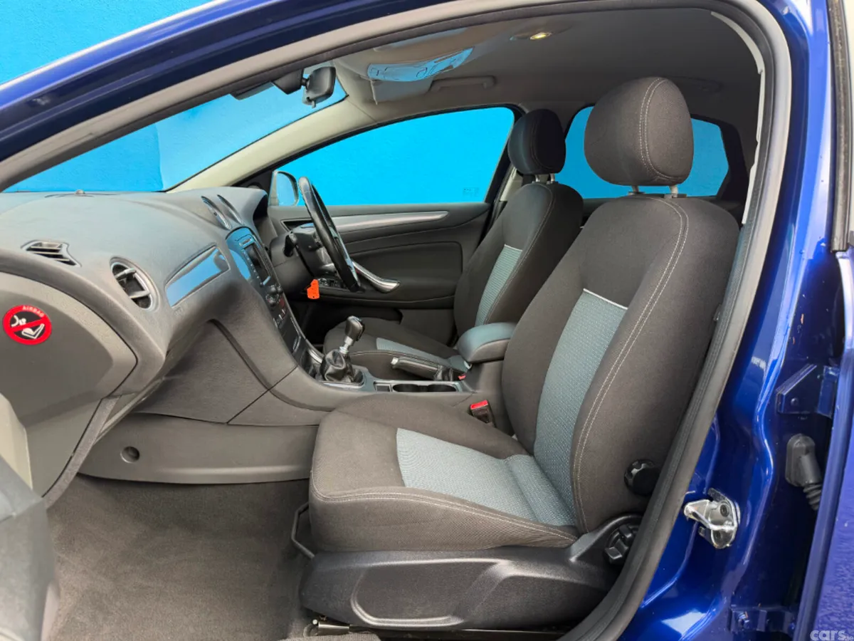 Ford Mondeo Hatchback, Diesel, 2015, Blue