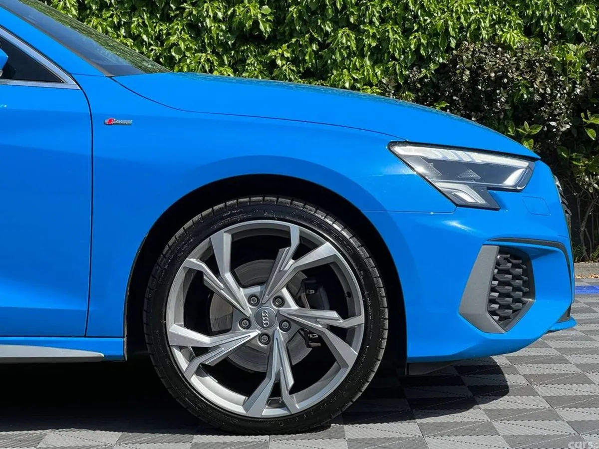 Audi A3 Hatchback, Petrol Plug-in Hybrid, 2023, Blue