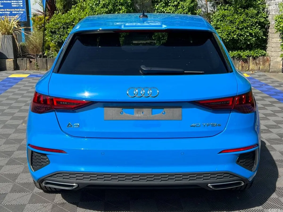 Audi A3 Hatchback, Petrol Plug-in Hybrid, 2023, Blue