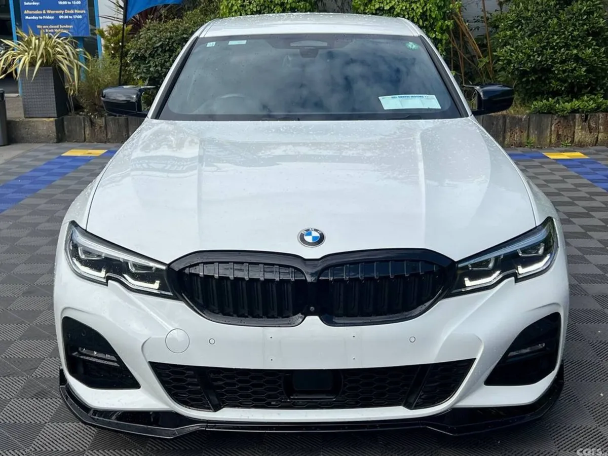 BMW 3-Series Saloon, Petrol Plug-in Hybrid, 2020, White