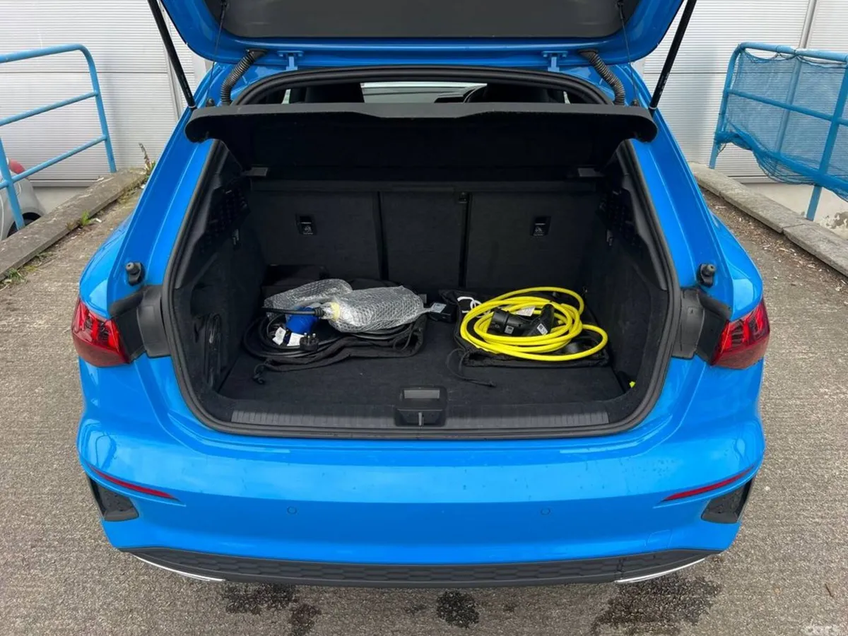 Audi A3 Hatchback, Petrol Plug-in Hybrid, 2023, Blue