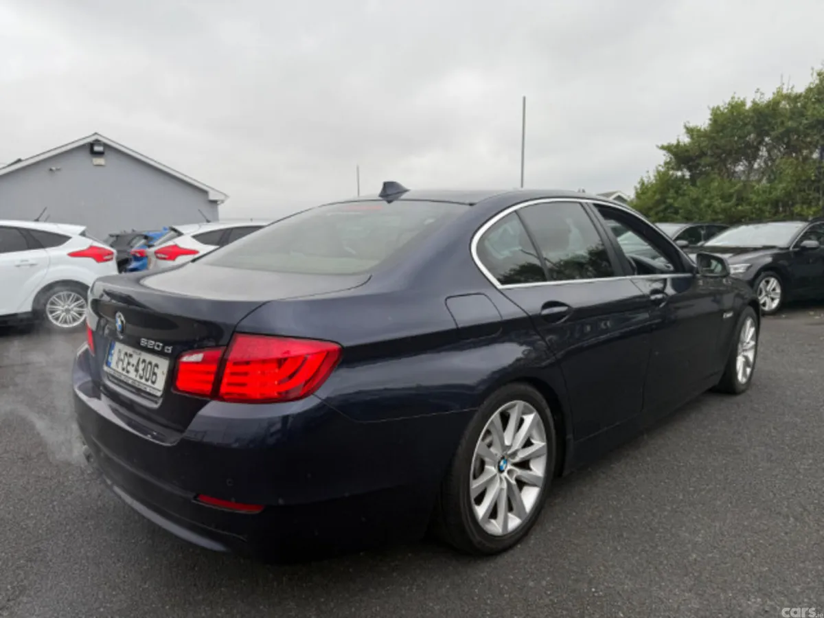 BMW 5-Series Saloon, Diesel, 2011, Blue