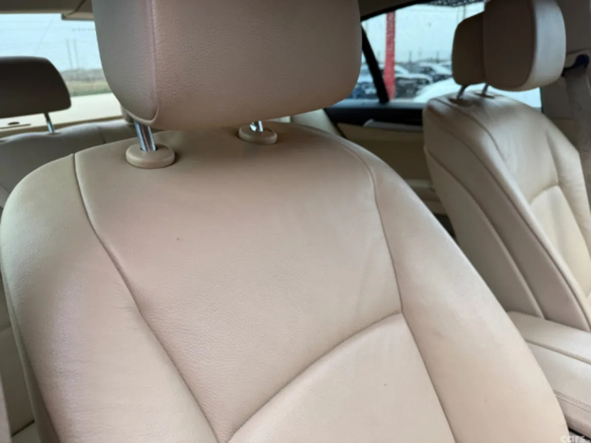 BMW 5-Series Saloon, Diesel, 2011, Blue