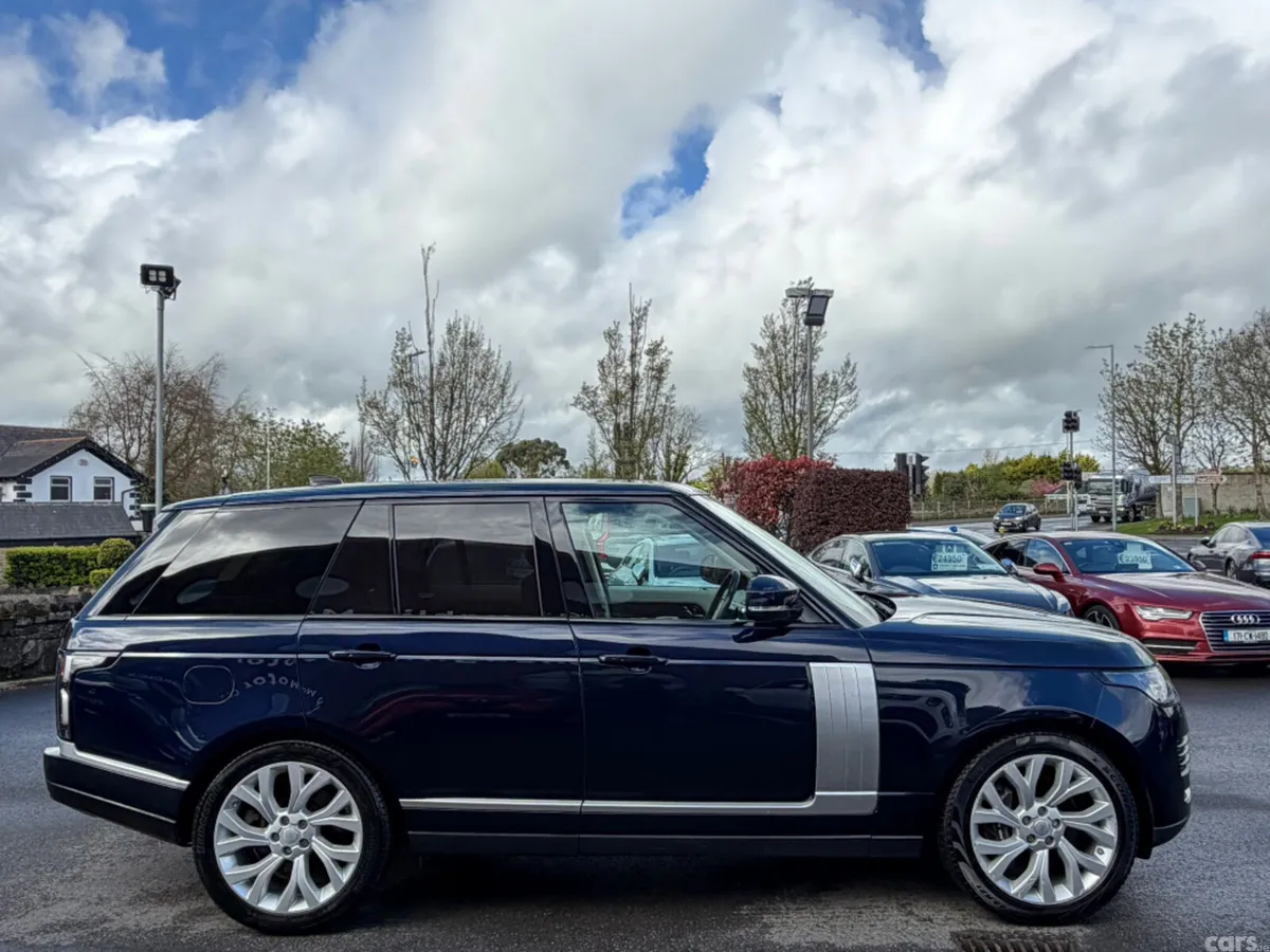 Land Rover Range Rover SUV, Petrol Plug-in Hybrid, 2019, Blue