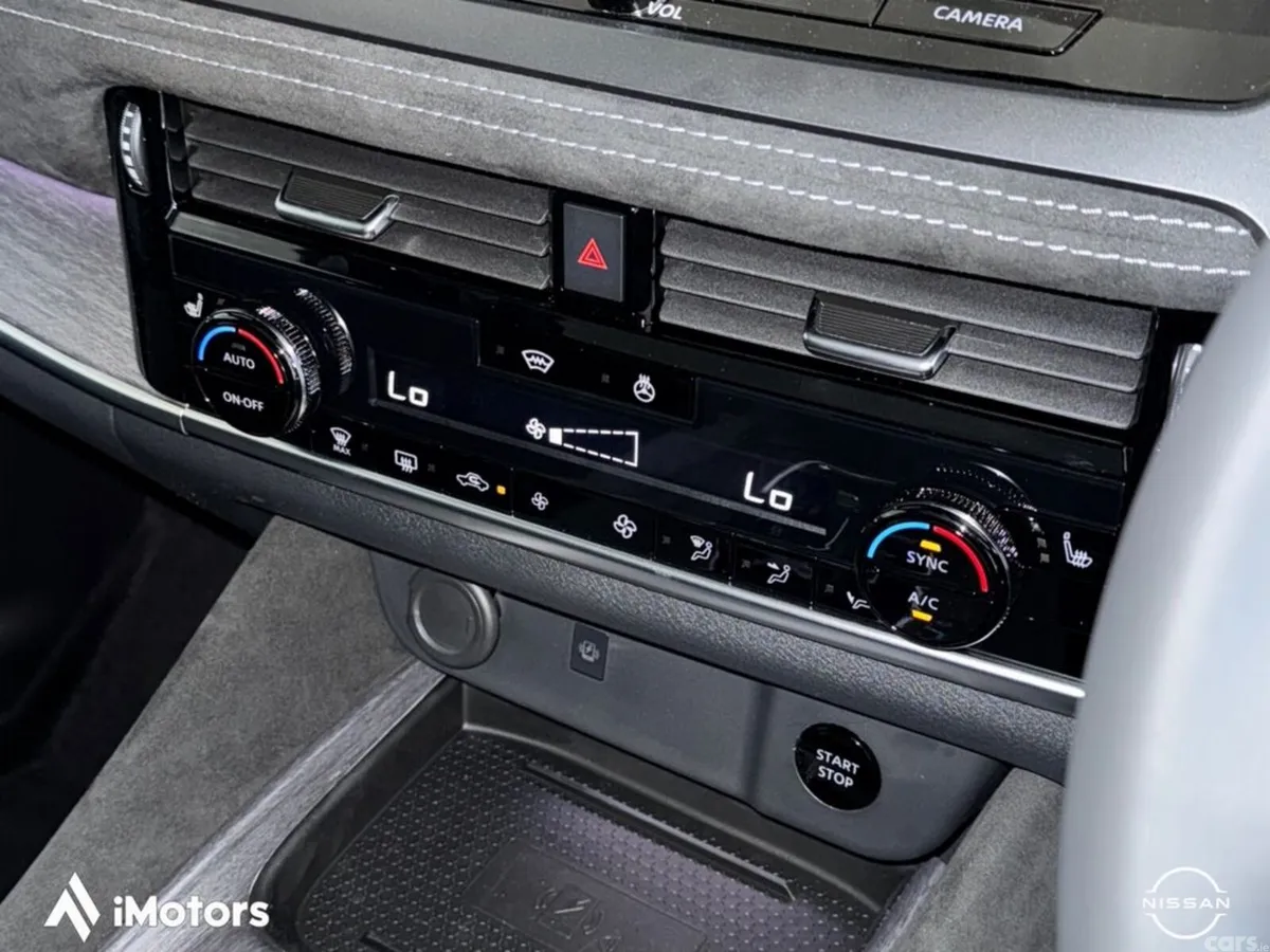 Nissan Qashqai SUV, Petrol Hybrid, 2027, Blue