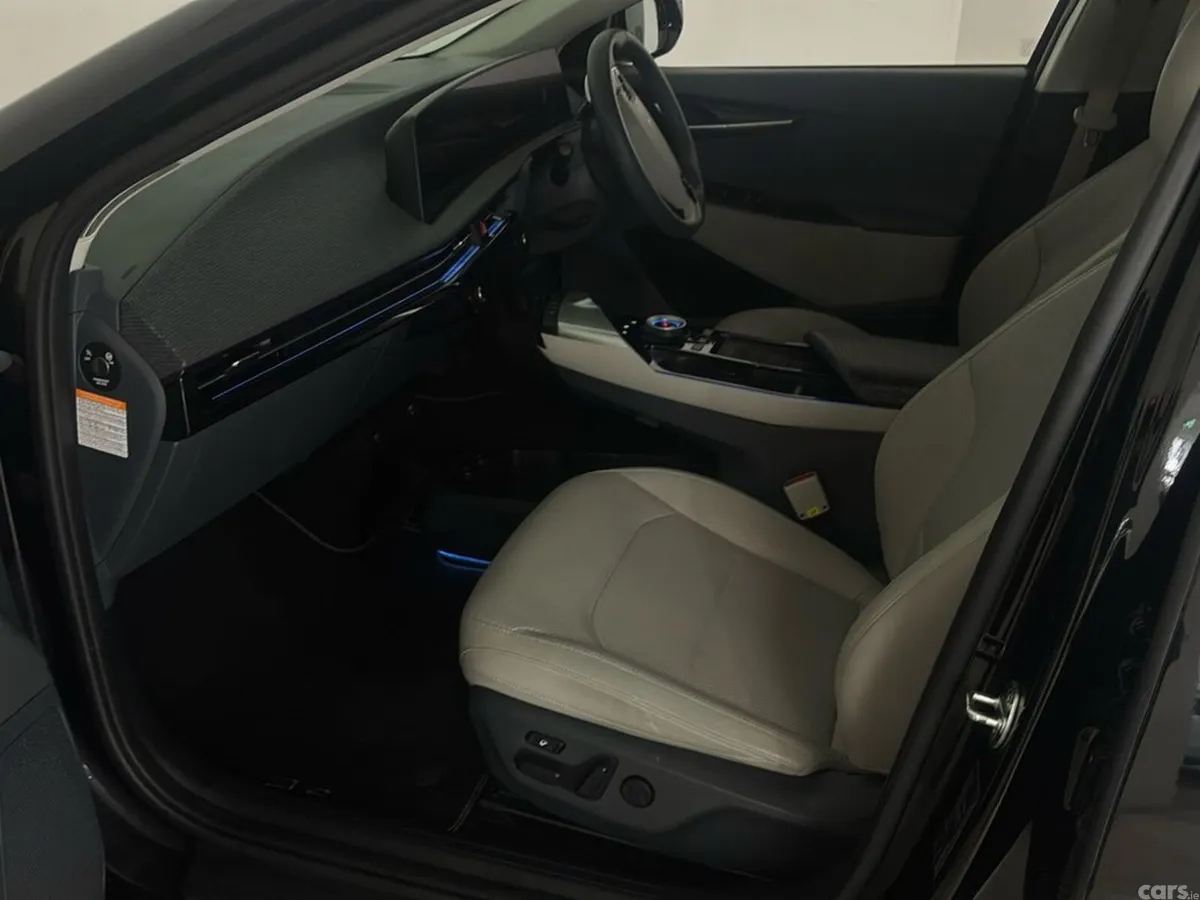 Kia EV6 MPV, Electric, 2023, Black
