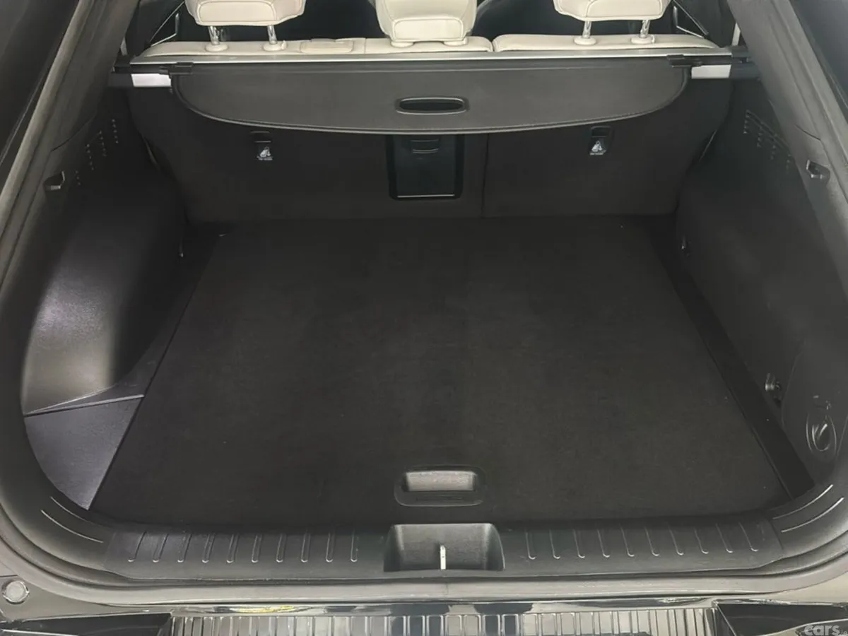 Kia EV6 MPV, Electric, 2023, Black