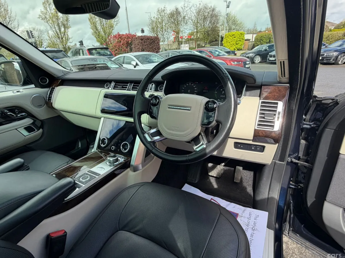 Land Rover Range Rover SUV, Petrol Plug-in Hybrid, 2019, Blue