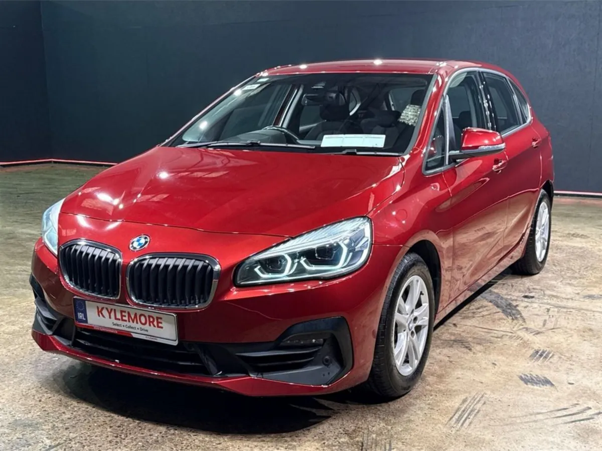 BMW 2-Series MPV, Petrol, 2018, Red