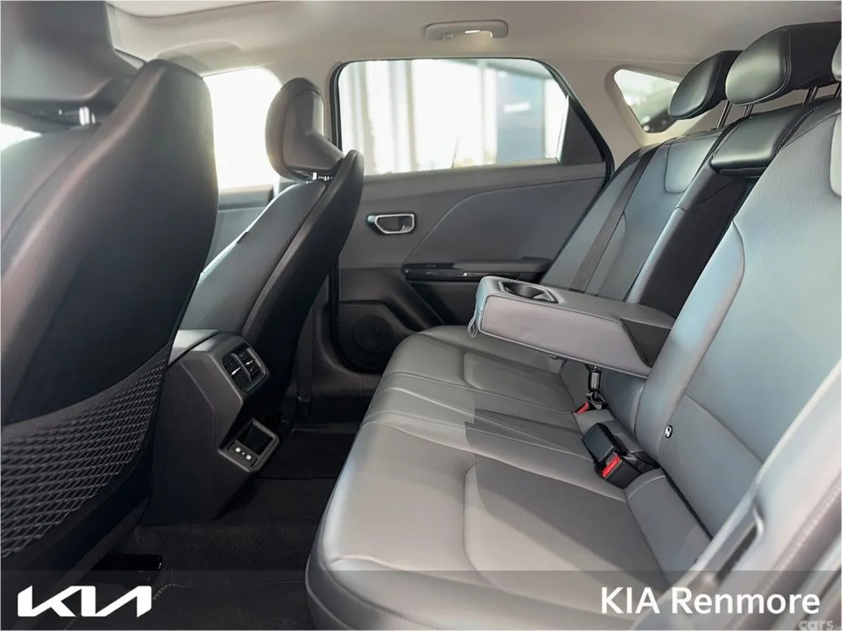 Kia K4 Hatchback, Petrol, 2027, 