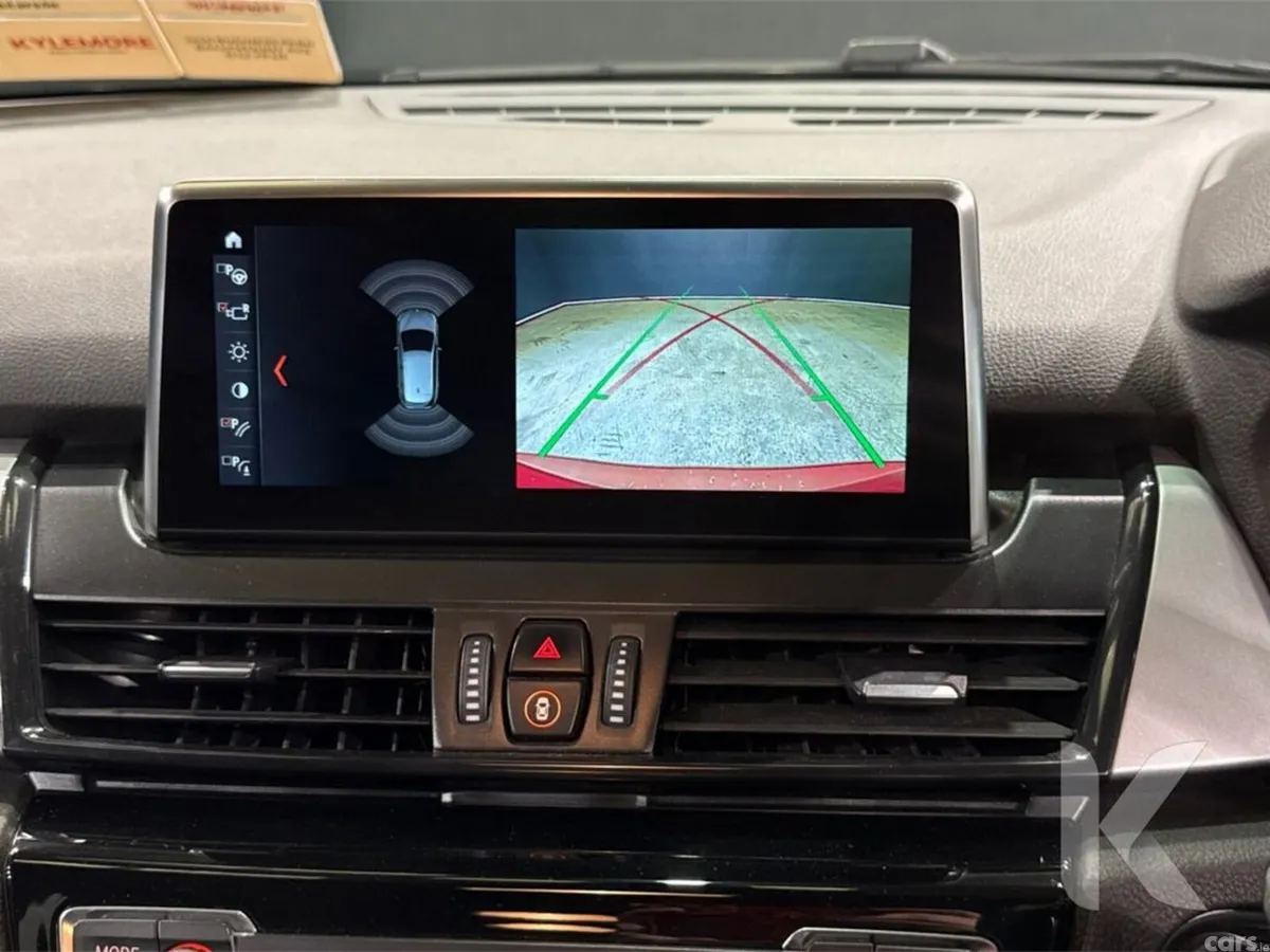 BMW 2-Series MPV, Petrol, 2018, Red